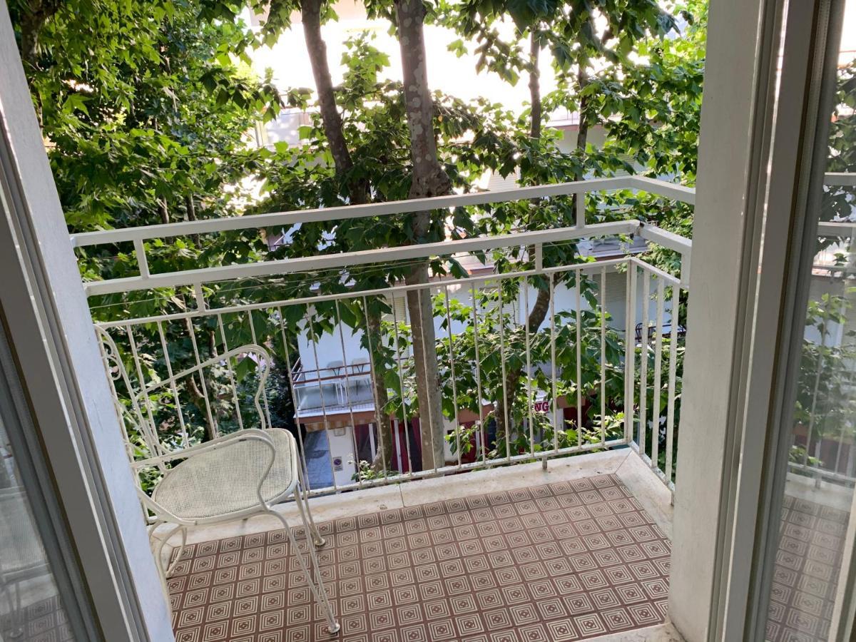 Hotel Ginevra E Residence Каттоліка Екстер'єр фото