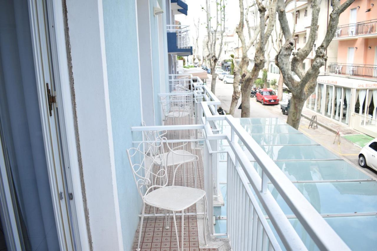 Hotel Ginevra E Residence Каттоліка Екстер'єр фото